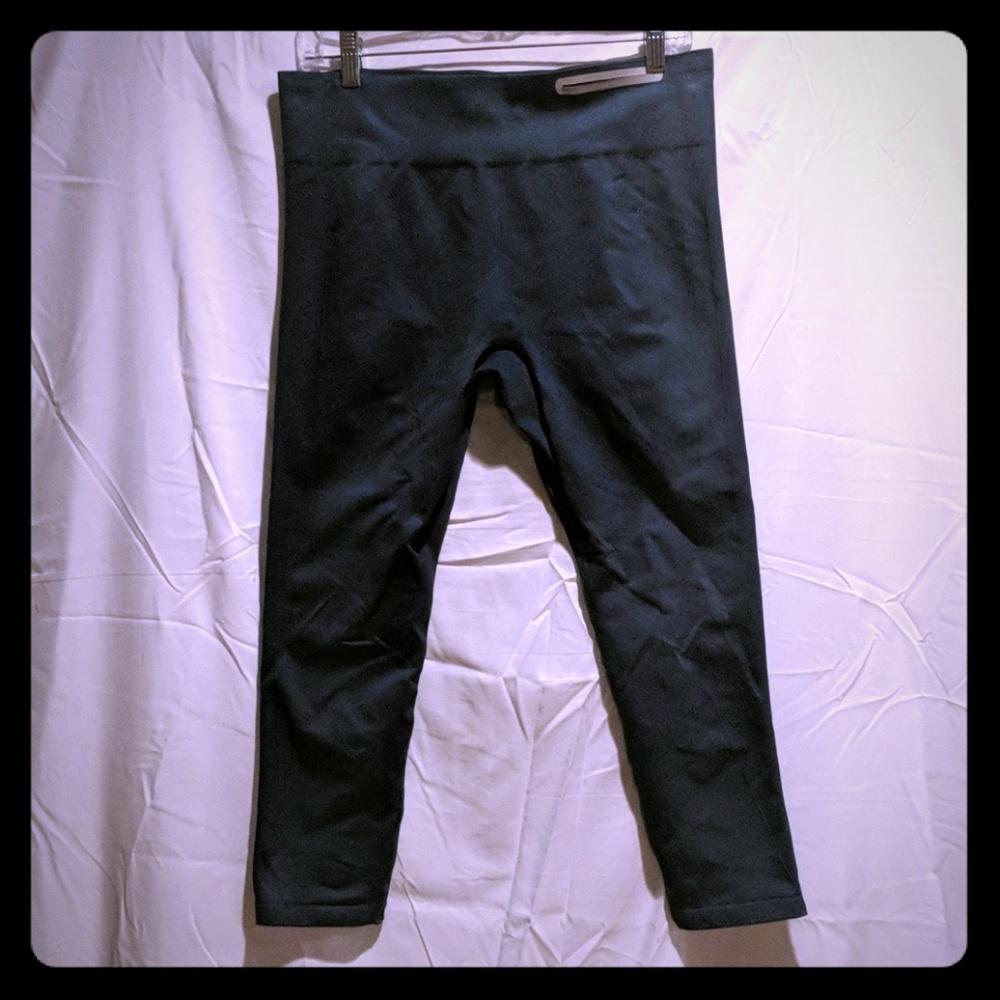 UNDER ARMOUR CAPRI RUNNING TIGHTS